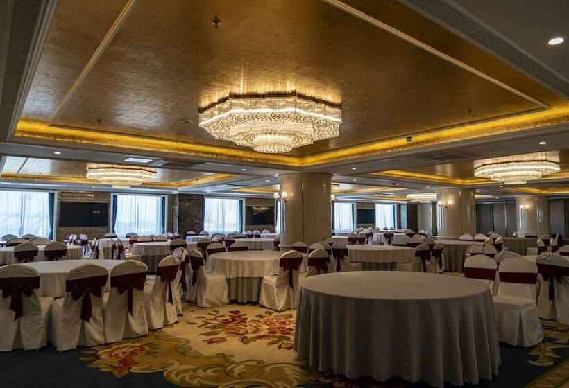 St Hotel Wattay Airport