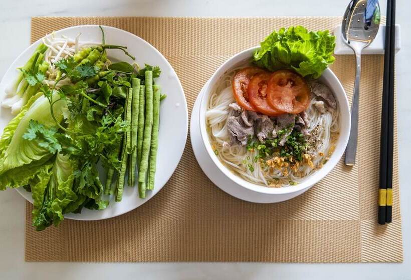 St Hotel Wattay Airport