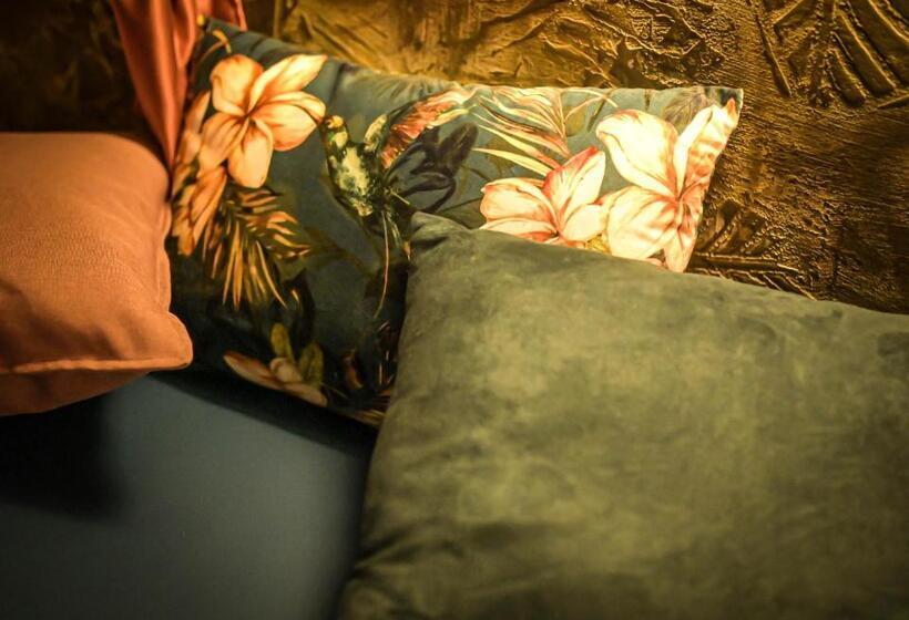 膳宿费 Paradise Ranch