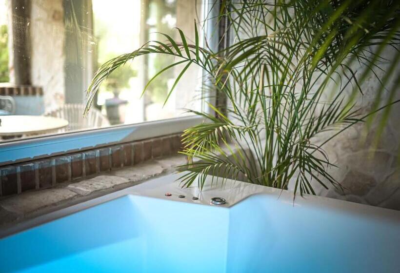 膳宿费 Paradise Ranch