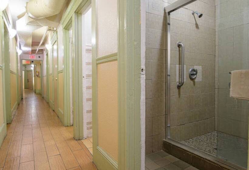 فندق صغير Elite Inn