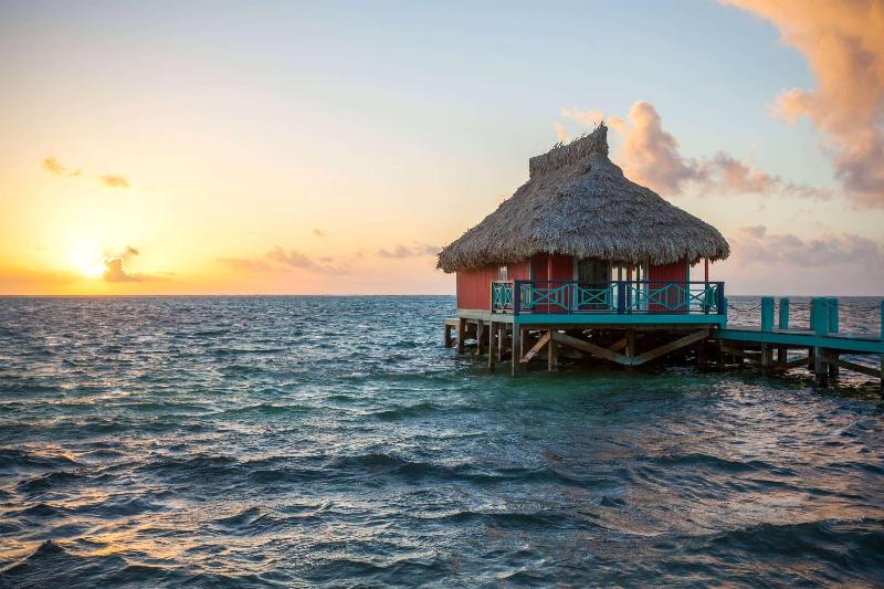 Costa Blu Beach Resort, Trademark Collection By Wyndham