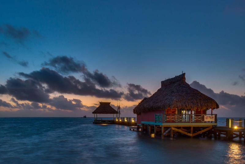 Costa Blu Beach Resort, Trademark Collection By Wyndham