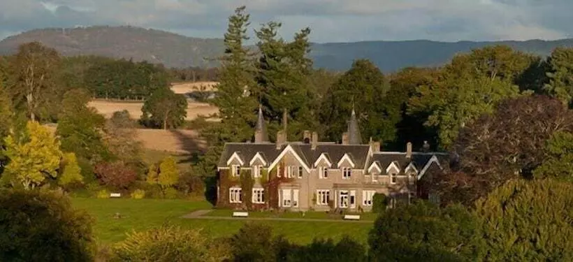 호텔 Ballathie Sportsmans Lodge