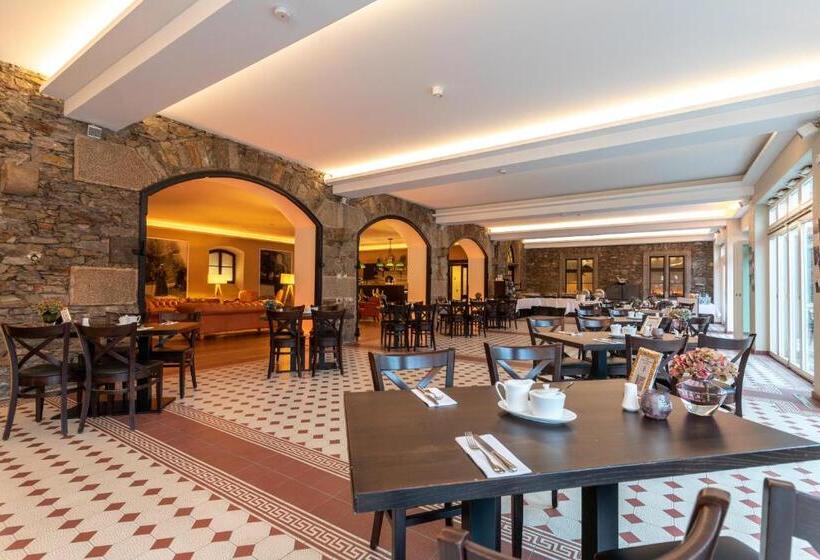 Отель Burg Reichenstein