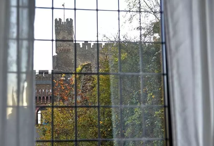 בית מלון כפרי Burg Reichenstein