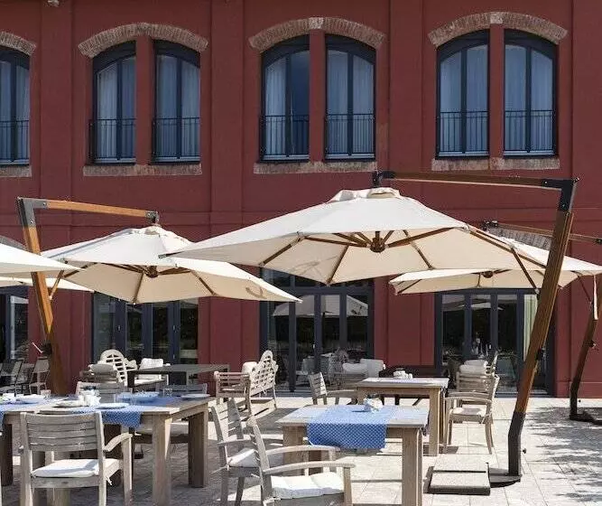 ホテル De Charme Laveno