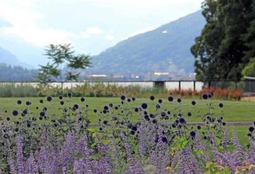 ホテル De Charme Laveno