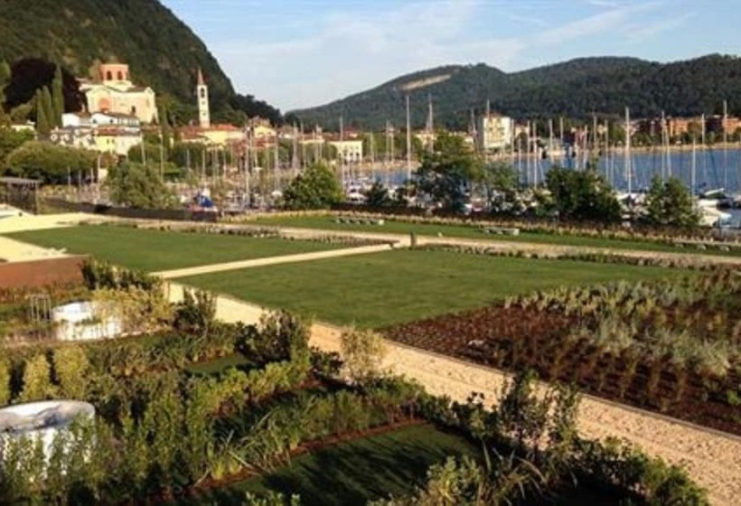 ホテル De Charme Laveno