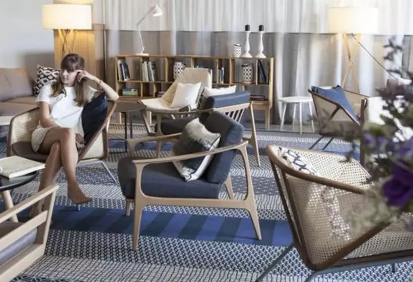 ホテル De Charme Laveno