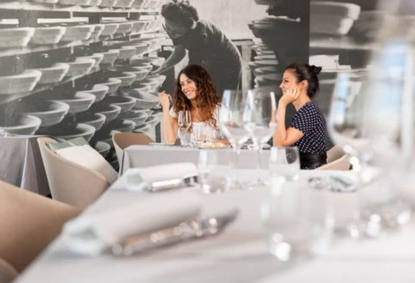 ホテル De Charme Laveno