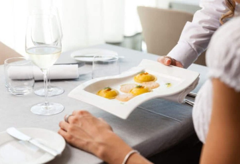 ホテル De Charme Laveno