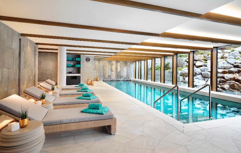 هتل FIVE Zurich - Luxury City Resort