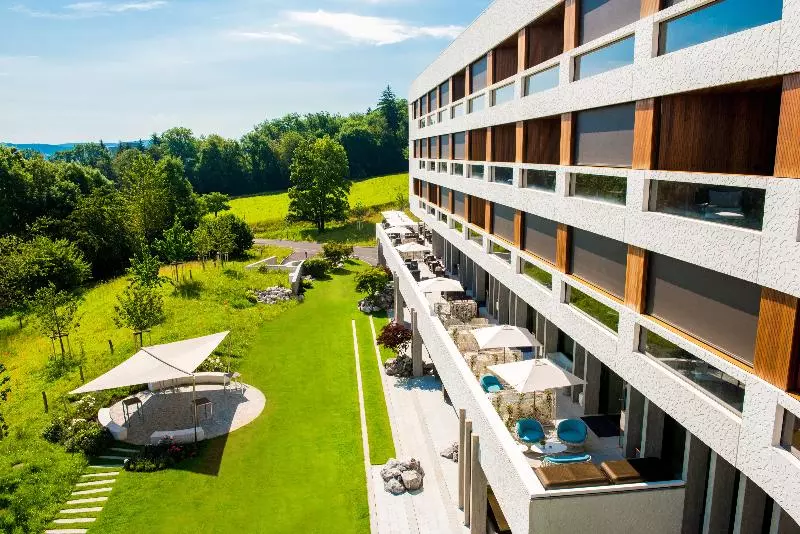هتل FIVE Zurich - Luxury City Resort