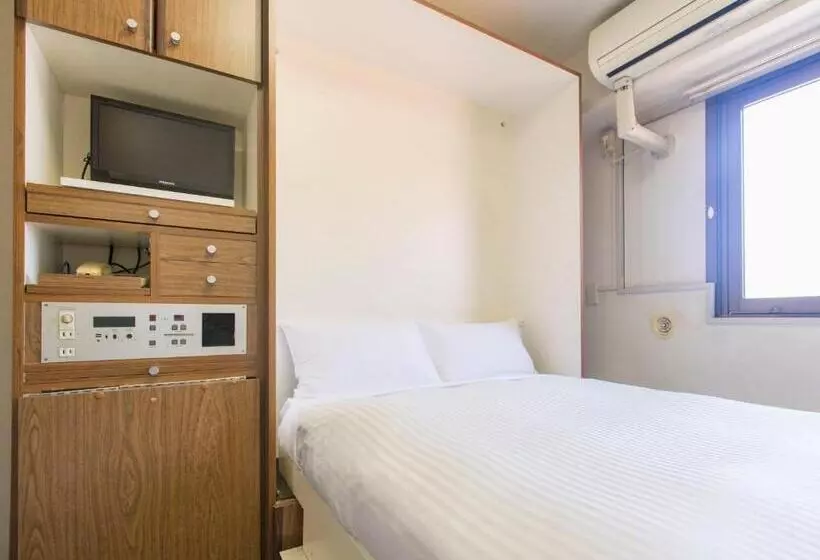 Отель Flexstay Inn Higashijujo