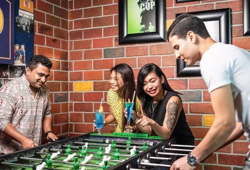 ホテル Ibis Styles Dragon Mart Dubai