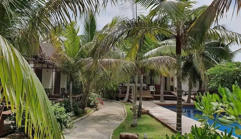 هتل Isle Beach Resort