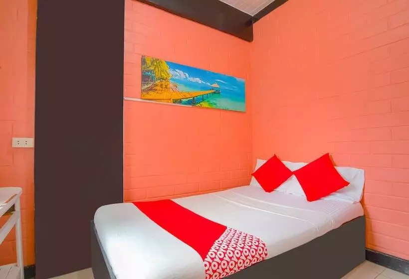 Hotelli La Maria Pension And Tourist Inn