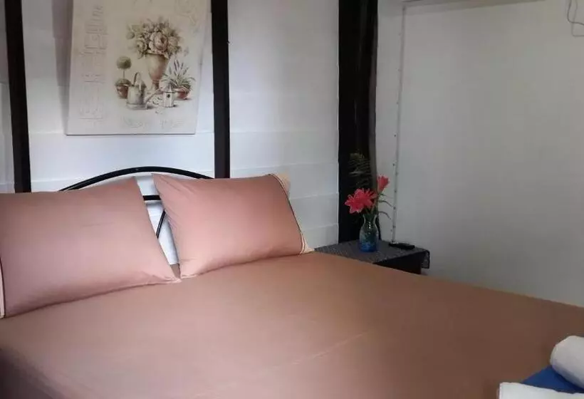 فندق Les Fleurs House