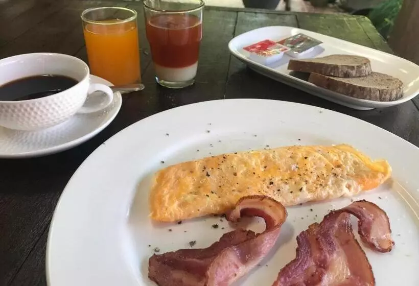 فندق Les Fleurs House