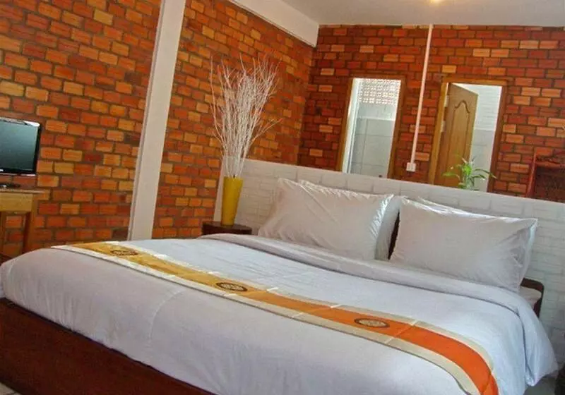 هتل Naga Angkor Hostel