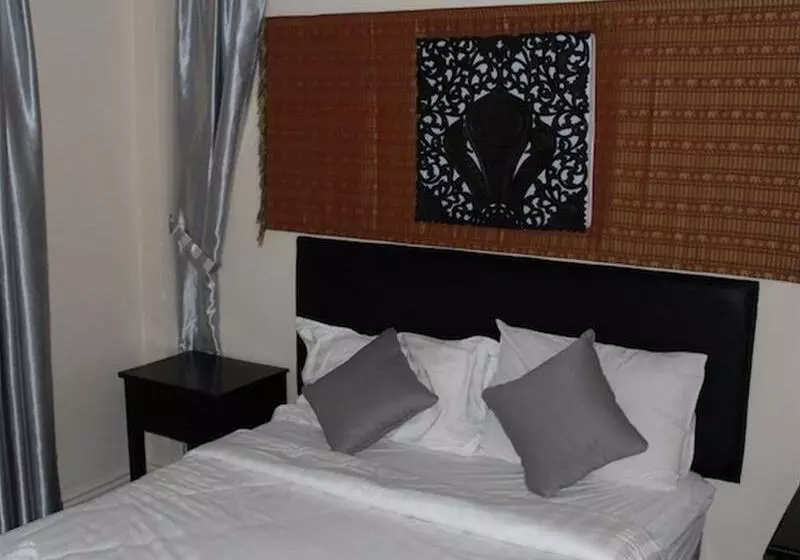 هتل Naga Angkor Hostel