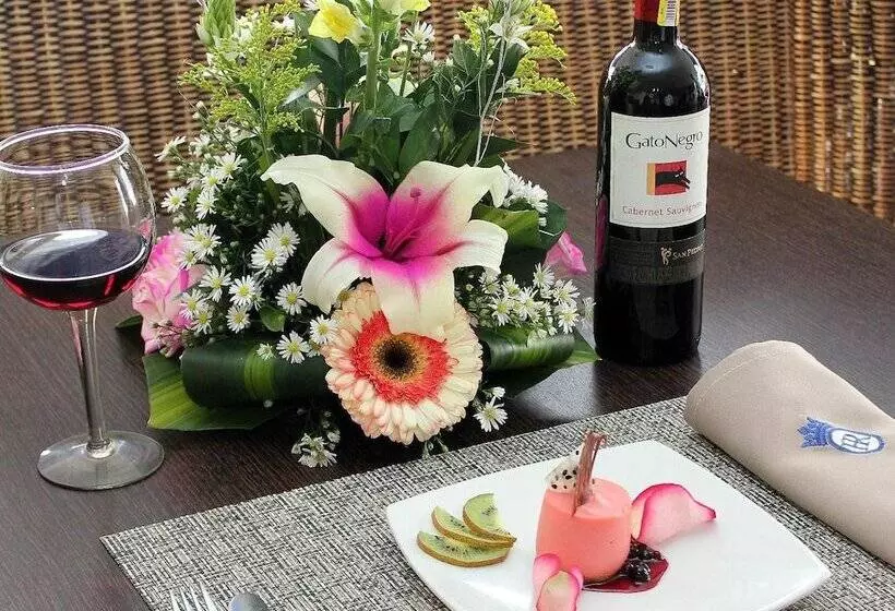 هتل Plazuela Real