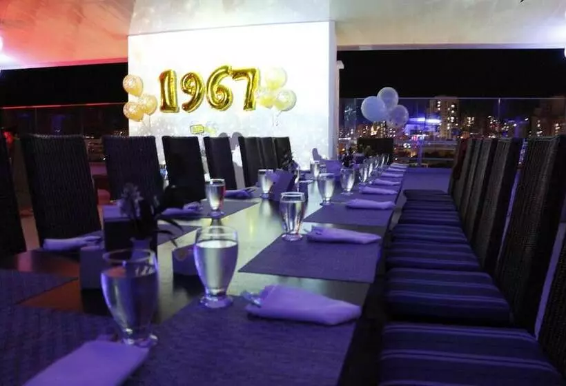 هتل Plazuela Real