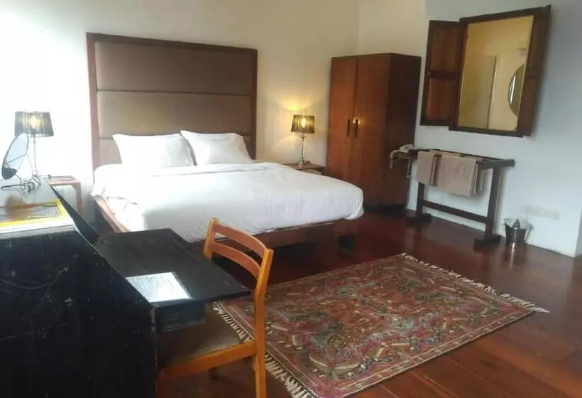 ホテル Ren I Tang