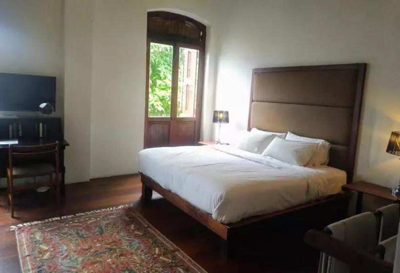 ホテル Ren I Tang