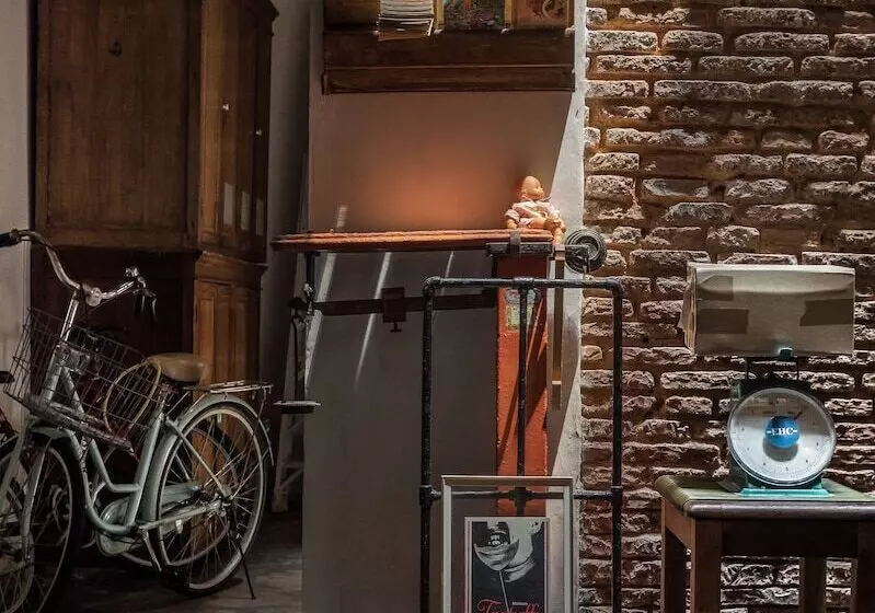 ホテル Ren I Tang