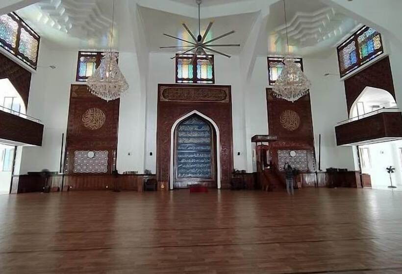 هتل Rivethi Beach