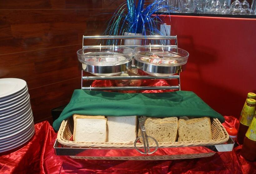 هتل Rivethi Beach