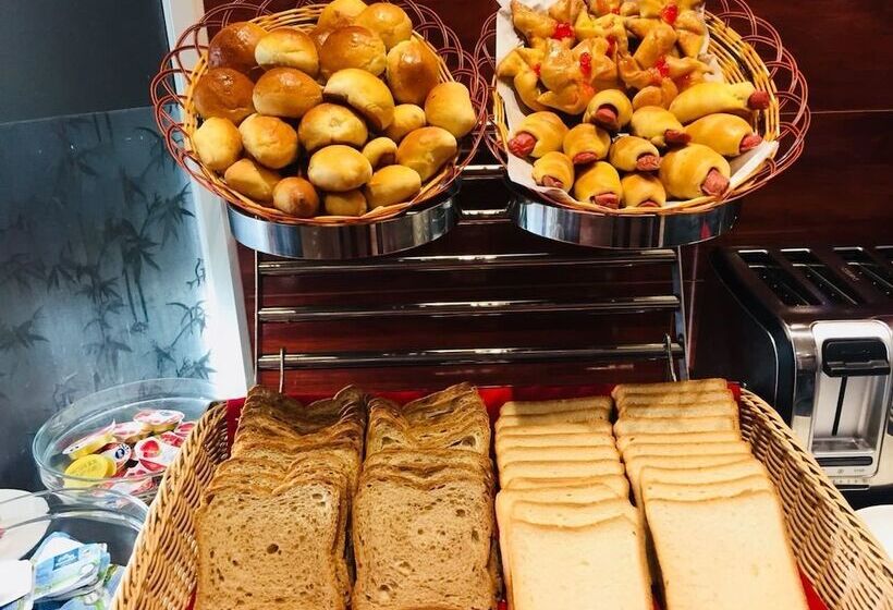 هتل Rivethi Beach