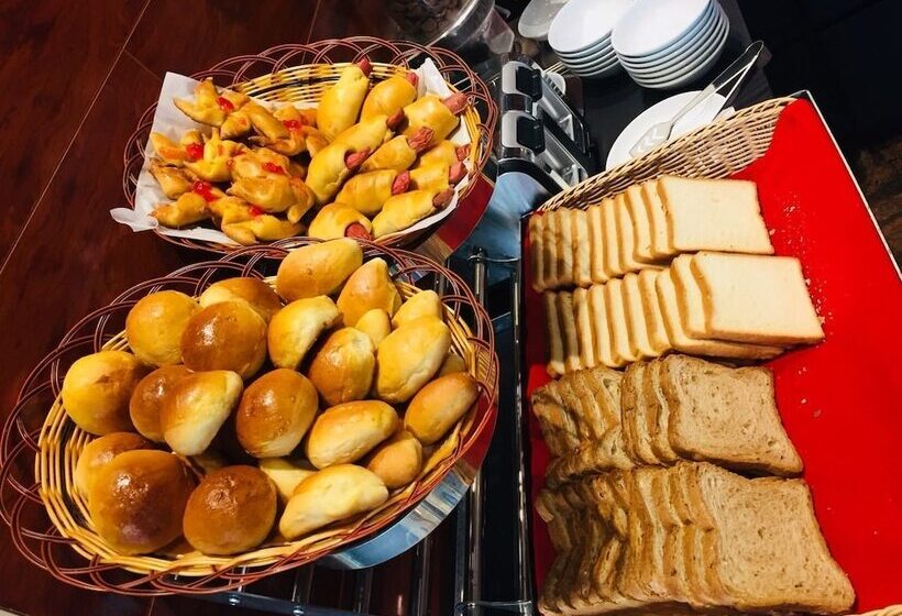 هتل Rivethi Beach