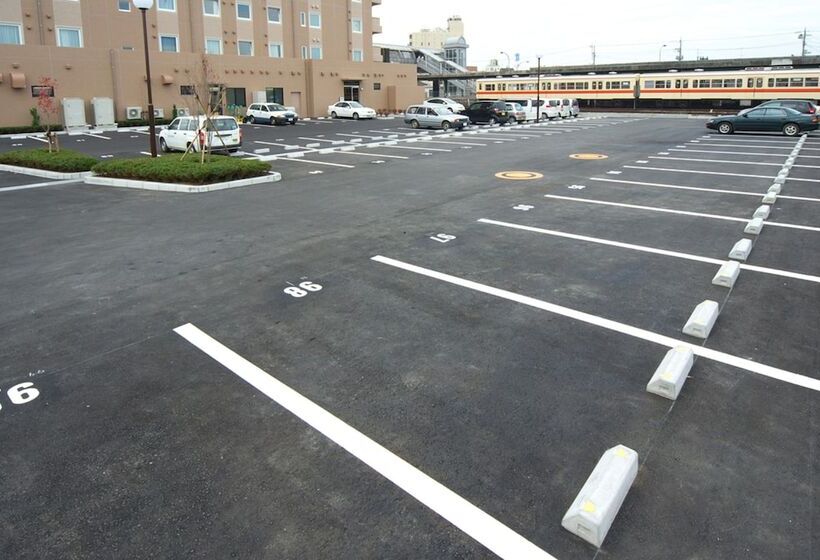 Hotel Route Inn Mitsukaido Ekimae