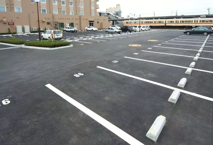 Отель Route Inn Mitsukaido Ekimae