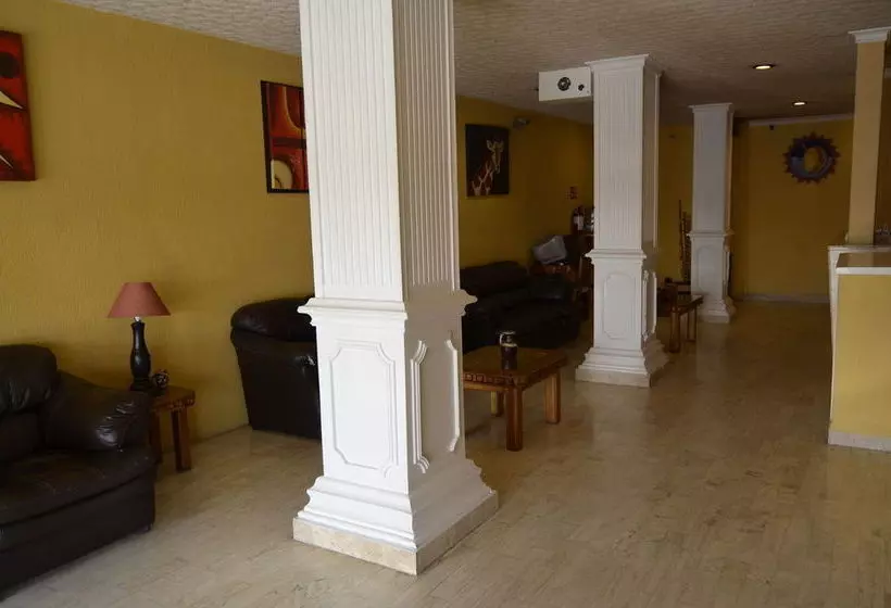 هتل San Jeronimo Inn