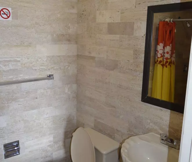 هتل San Jeronimo Inn