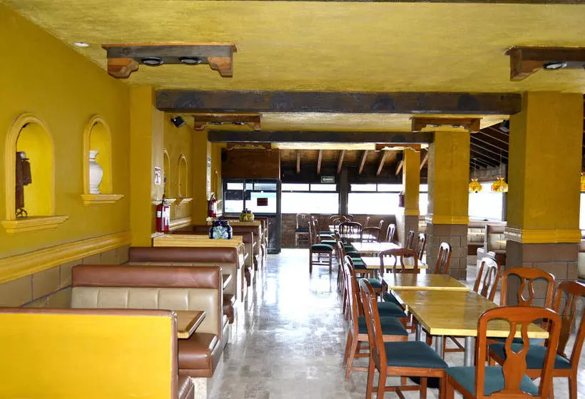 هتل San Jeronimo Inn