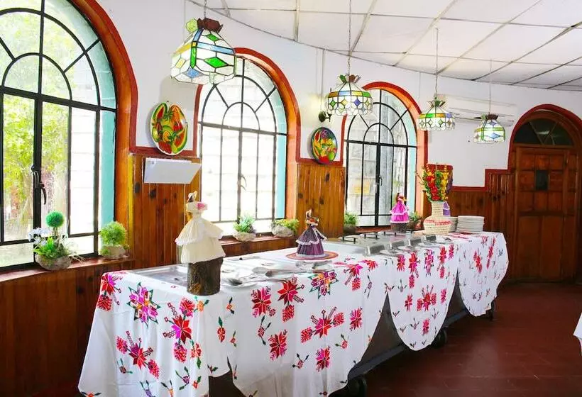 فندق Spa Taninul