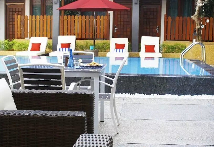 호텔 Palette Telaga Terrace Boutique Resort