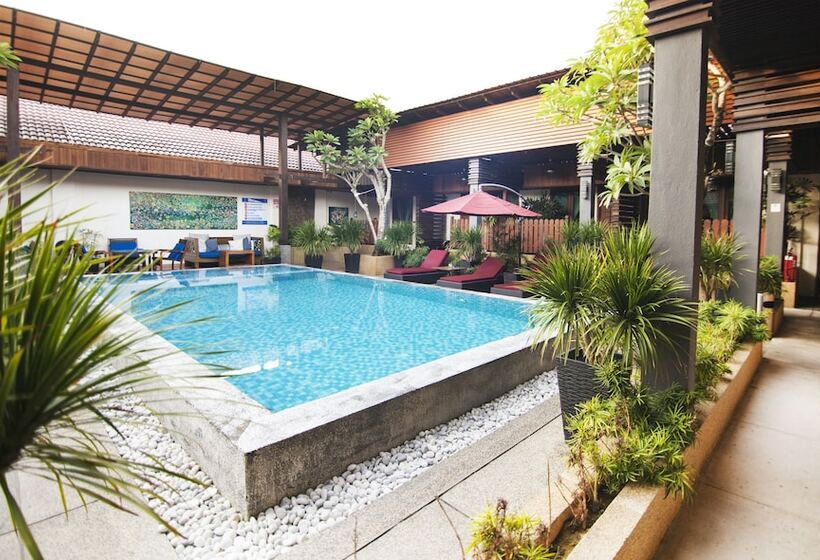 فندق Palette Telaga Terrace Boutique Resort