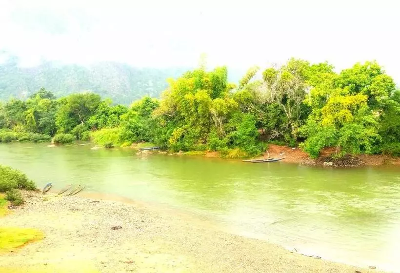 Отель Vang Vieng Eco Lodge