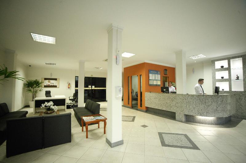 Hotel Vitoria Itajai