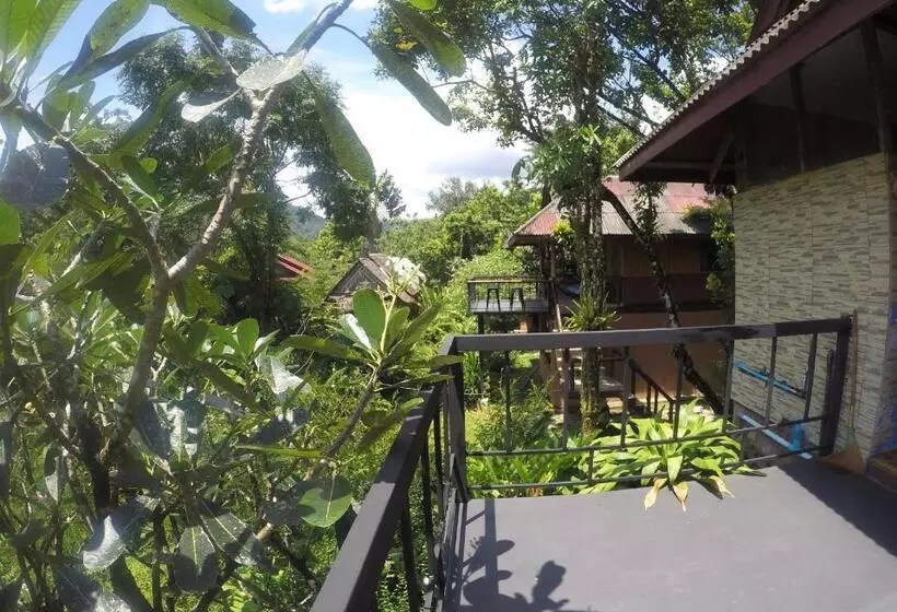 Khao Sok Morning Mist Resort