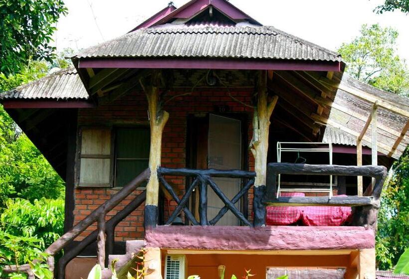 Khao Sok Morning Mist Resort