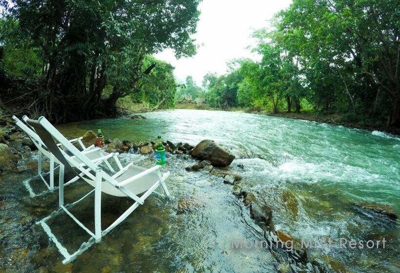 Khao Sok Morning Mist Resort