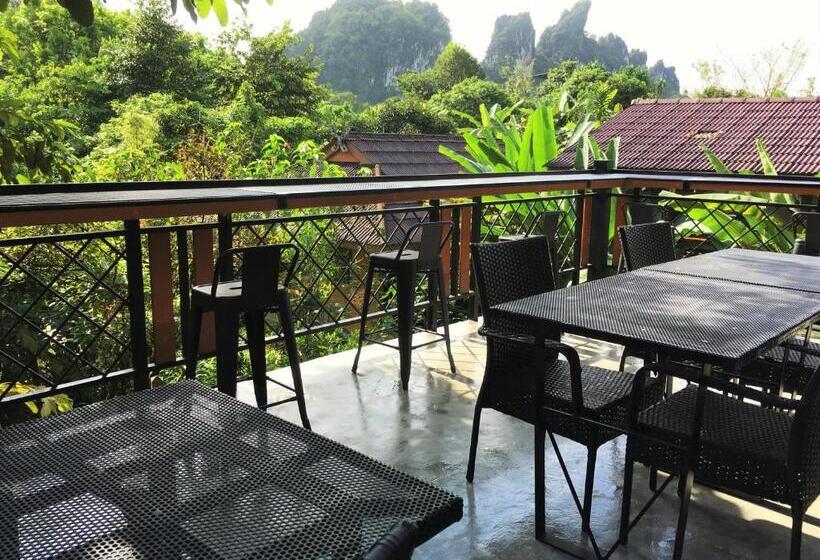 Khao Sok Morning Mist Resort