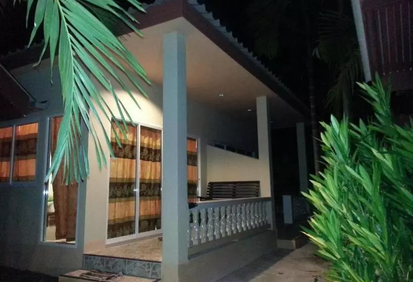 פנסיון Baan Bamboo Resort